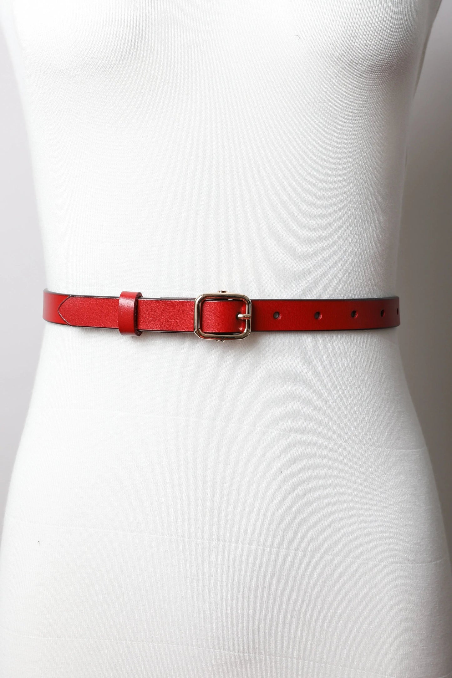 Versatile Skinny Leather Belt – Perfect for Any Outfit 💫 Leto Collection