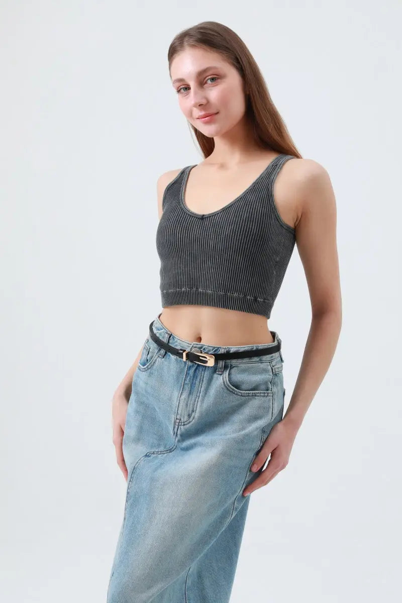 The Everyday Essential: Premium Skinny Leather Belt Leto Collection