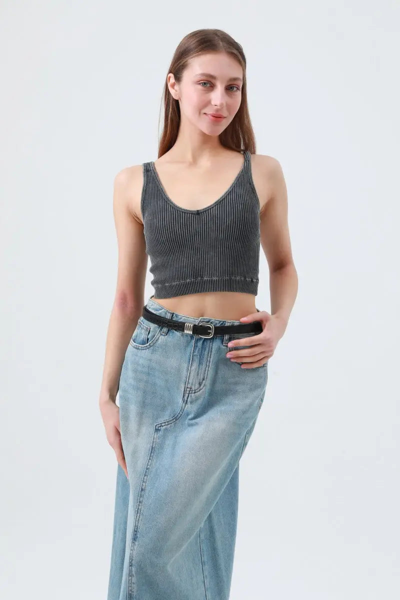 Wild Elegance: Faux Alligator Skin Patterned Leather Belt Leto Collection