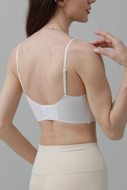 CloudSoft Wireless Bra – Lace Detail & Invisible Fit 🌸☁️ Leto Collection