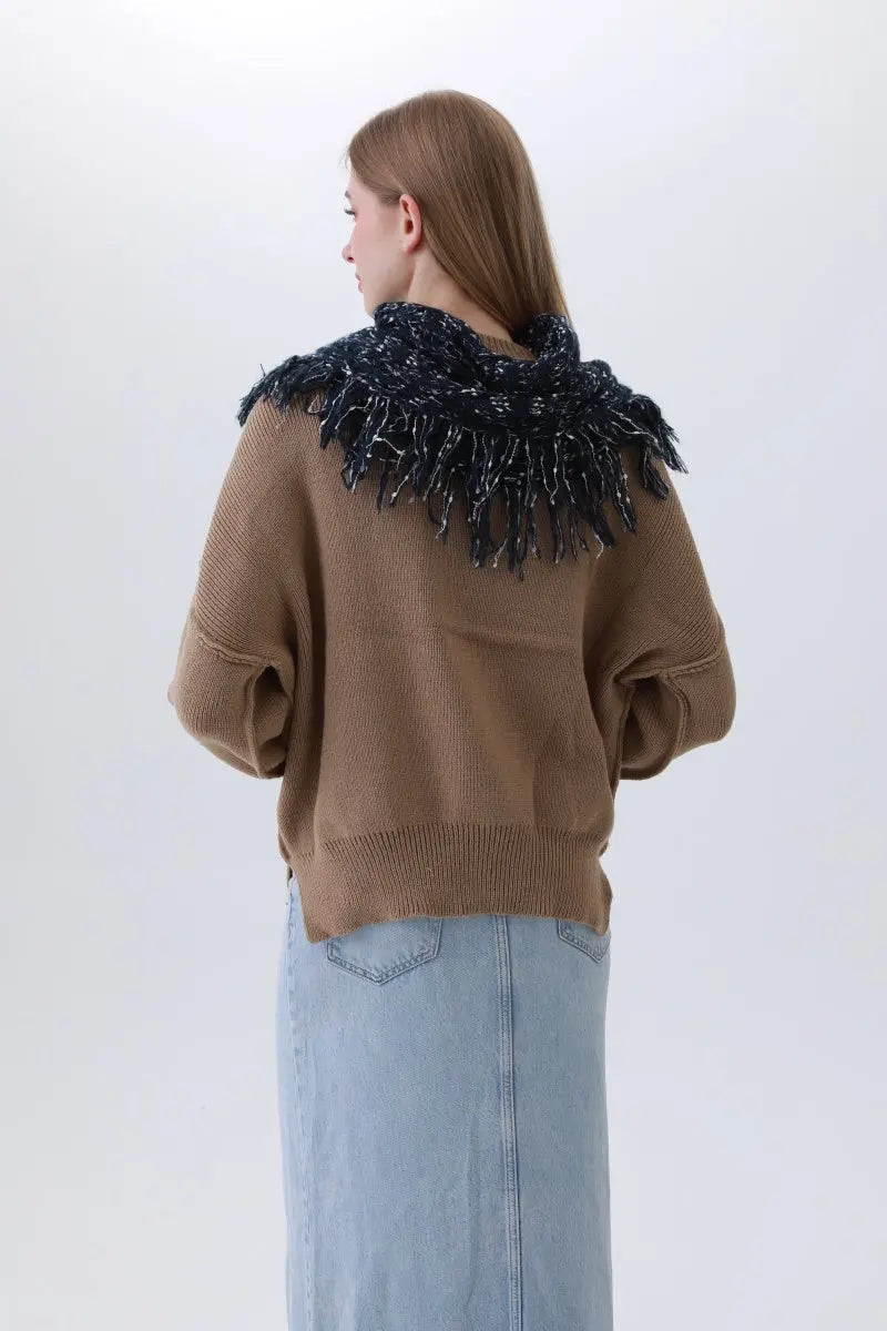 Organic Coconut Button Infinity Scarf – Textured Cocoon Wrap 🌿🧣 Leto Collection