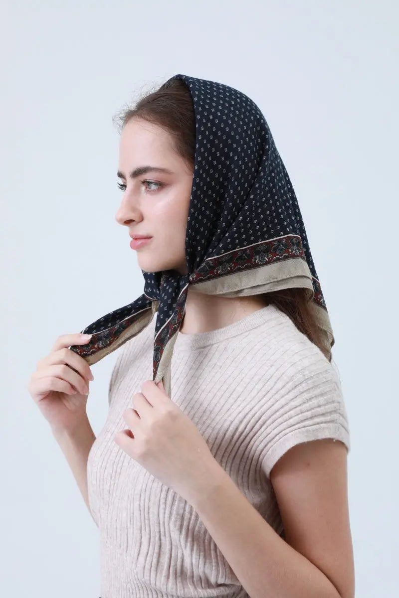 Preppy Paisley Bandana - Cotton-Soft & Versatile 🌸🧣 Leto Collection