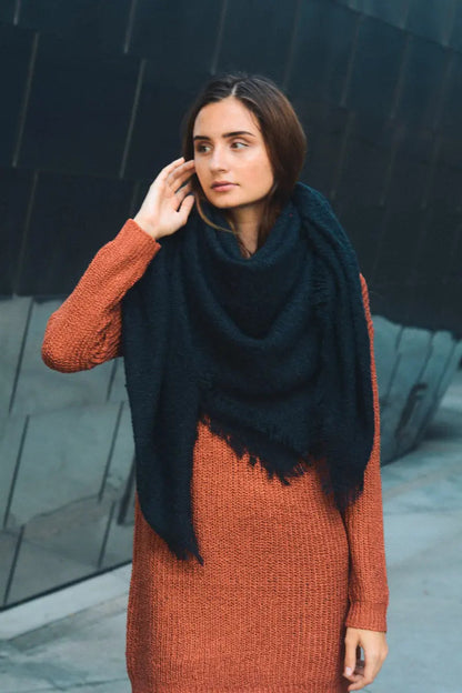 Plush Mohair Square Scarf – Snug & Chic Winter Wrap ❄️ Leto Collection