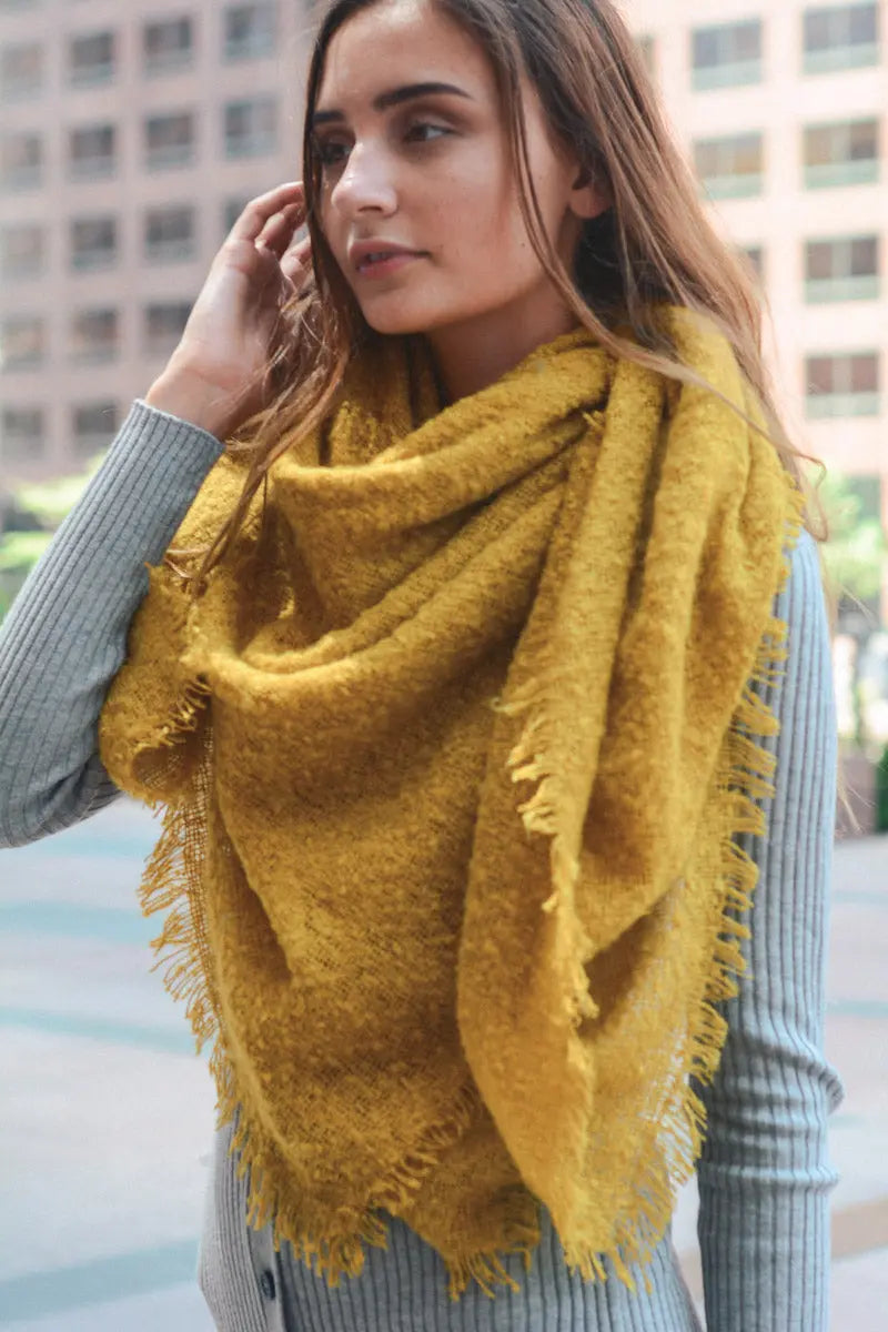Plush Mohair Square Scarf – Snug & Chic Winter Wrap ❄️ Leto Collection