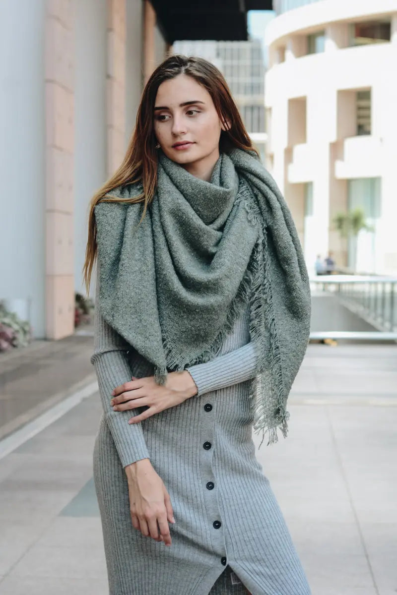 Plush Mohair Square Scarf – Snug & Chic Winter Wrap ❄️ Leto Collection