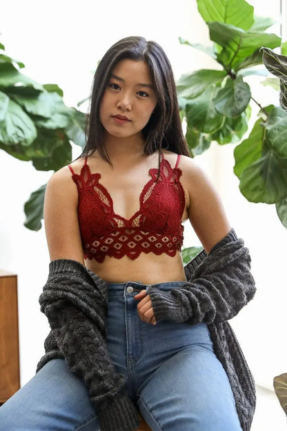 Chloe Crochet Bralette Small / Burgundy